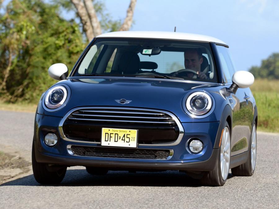  Mini Cooper 2014 года  (US) (фото 9 из 30)